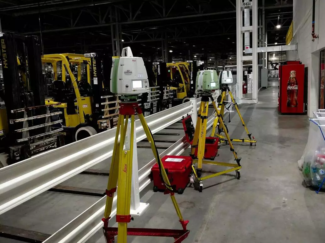 3d laser scanner setup by Darling Geomatics at Mercedes Benz plant